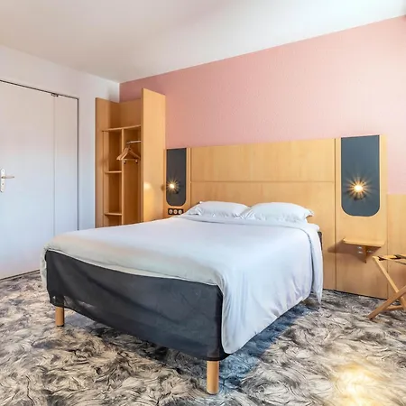 La Valentine Porte D'aubagne Szálloda 3*